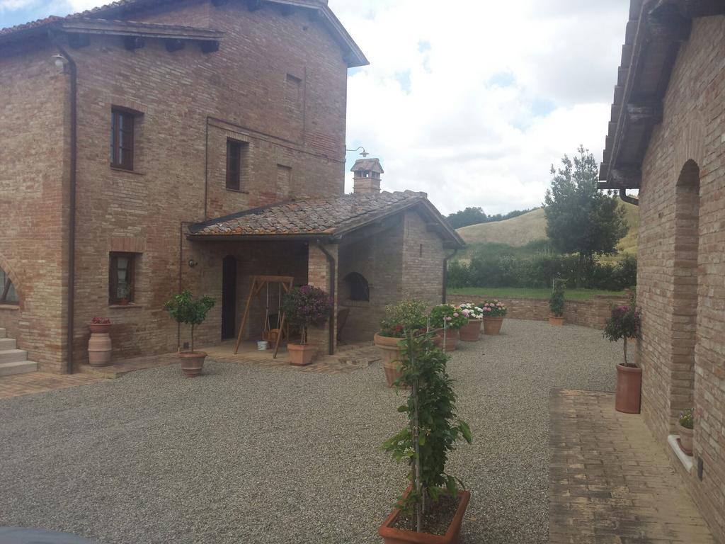 Agriturismo San Pierino Monteroni dʼArbia Eksteriør bilde